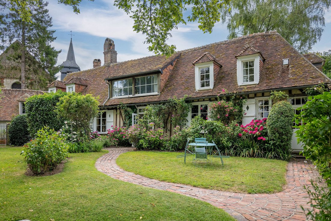 Villa in Escames, Hauts-de-France, France 2 - 14025537