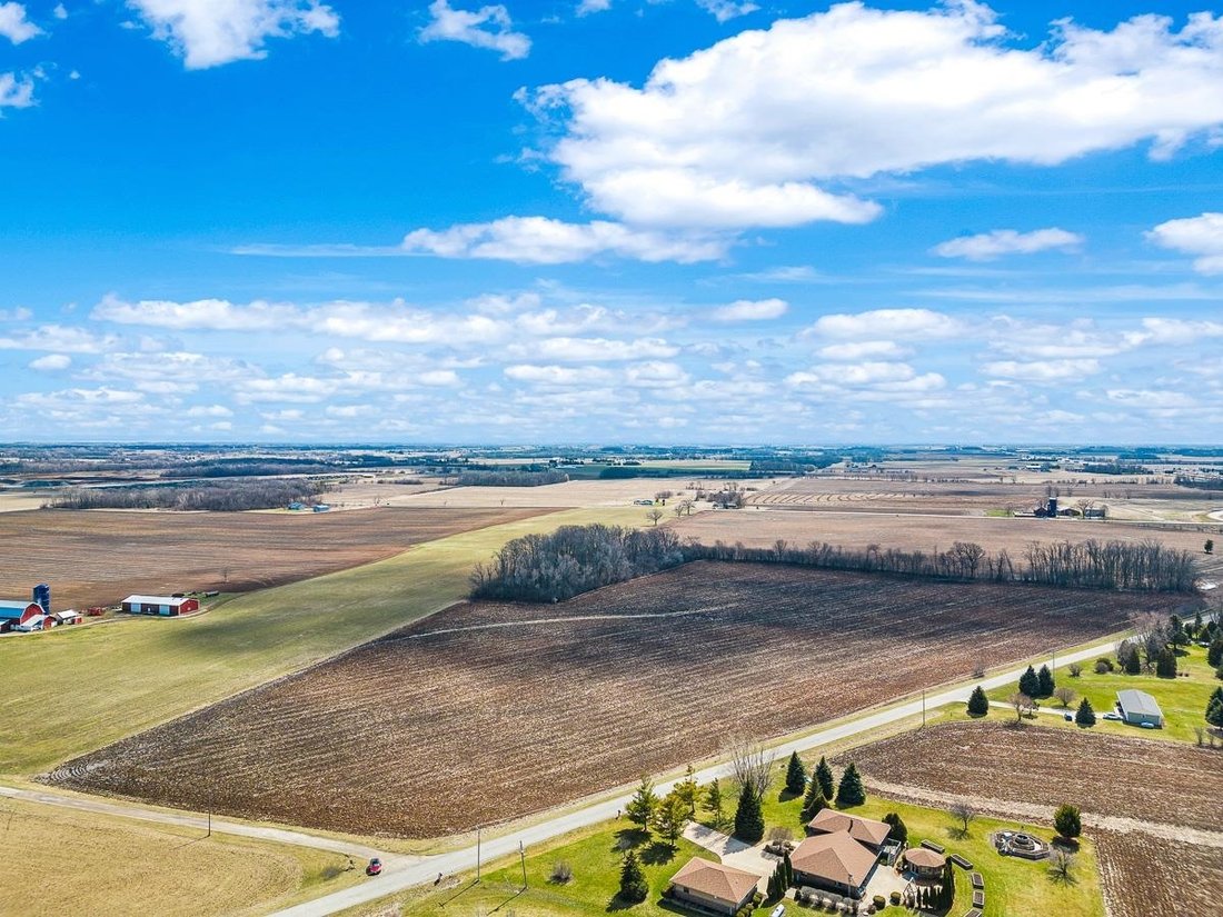 Land in Oshkosh, Wisconsin, United States 1 - 14016132