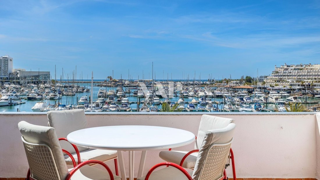 Apartment in Vilamoura, Quarteira, Algarve 2 - 12696333