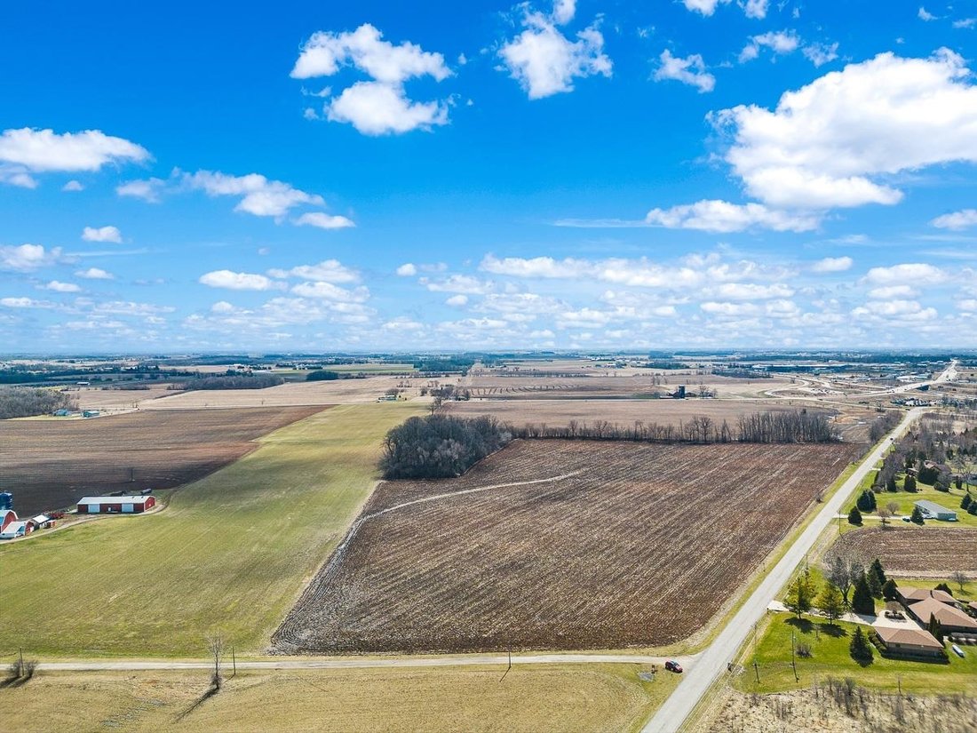 Land in Oshkosh, Wisconsin, United States 3 - 14016132