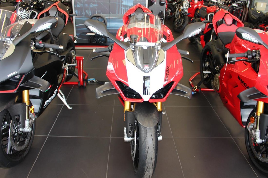 Sports  / Super Sportd in Buffalo, NY 4 - 14029873