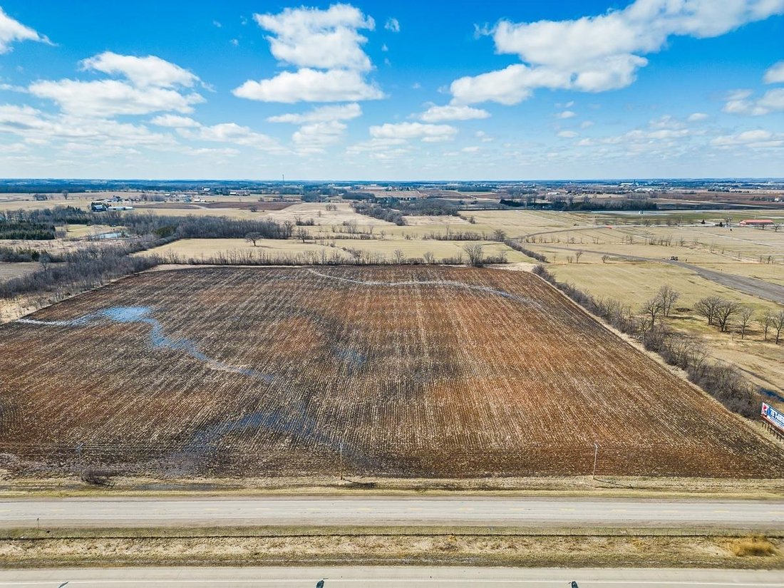 Land in Oshkosh, Wisconsin, United States 5 - 14015242