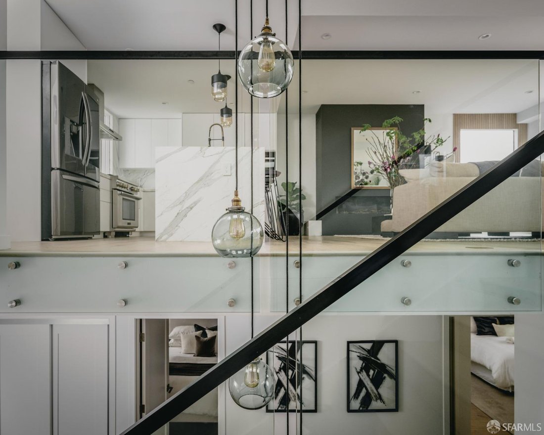 Condo in San Francisco, California, United States 1 - 14031813