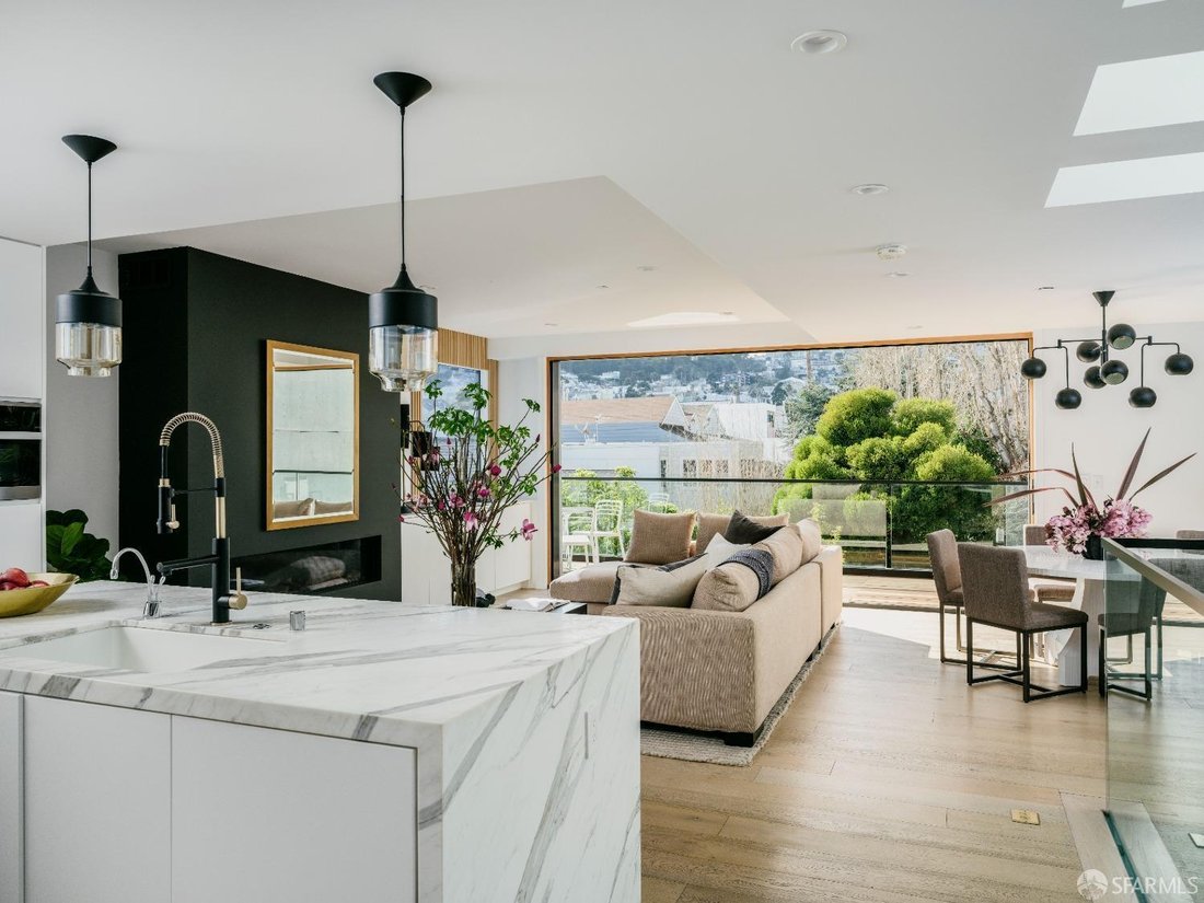 Condo in San Francisco, California, United States 2 - 14031813