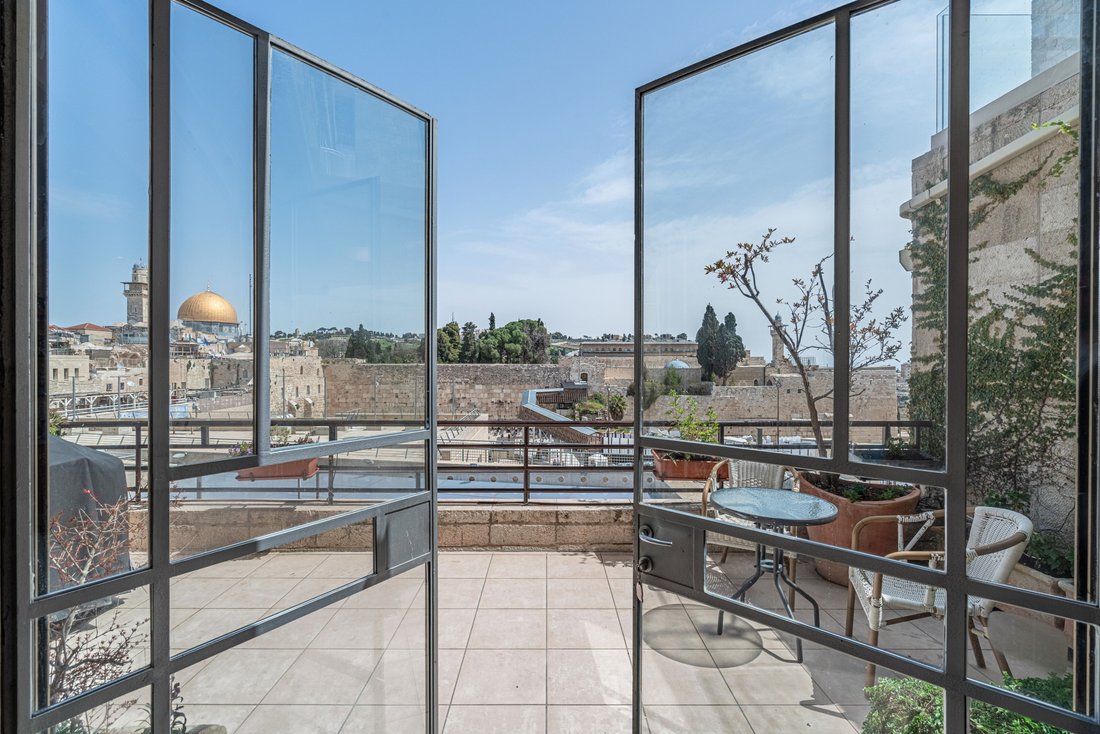 The One And Only Closest Living Space In Jerusalem, Jerusalem District