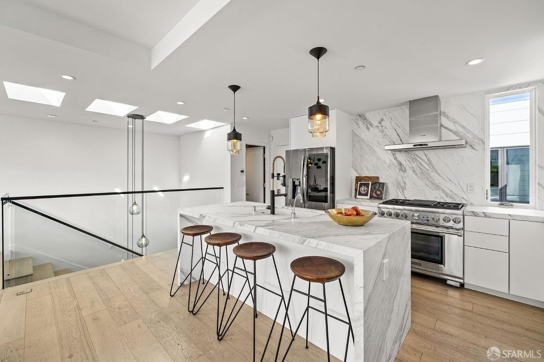 Condo in San Francisco, California, United States 4 - 14031813
