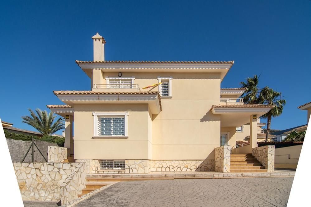 Chalet in Benidorm, Valencian Community, Spain 1 - 14030016