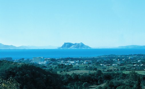 Terreno en Cancelada, Estepona, Andalucía 1