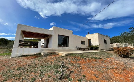 Villa en Santa Gertrudis de Fruitera, Santa Eulalia del Río, Islas Baleares 1