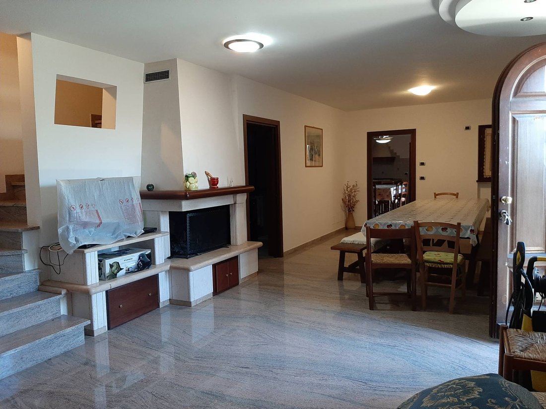 House in Cartoceto, Marche, Italy 4 - 14041136