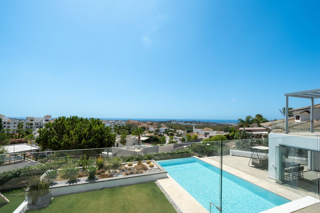 Villa in Benahavis, Andalusia, Spain 2 - 13090924