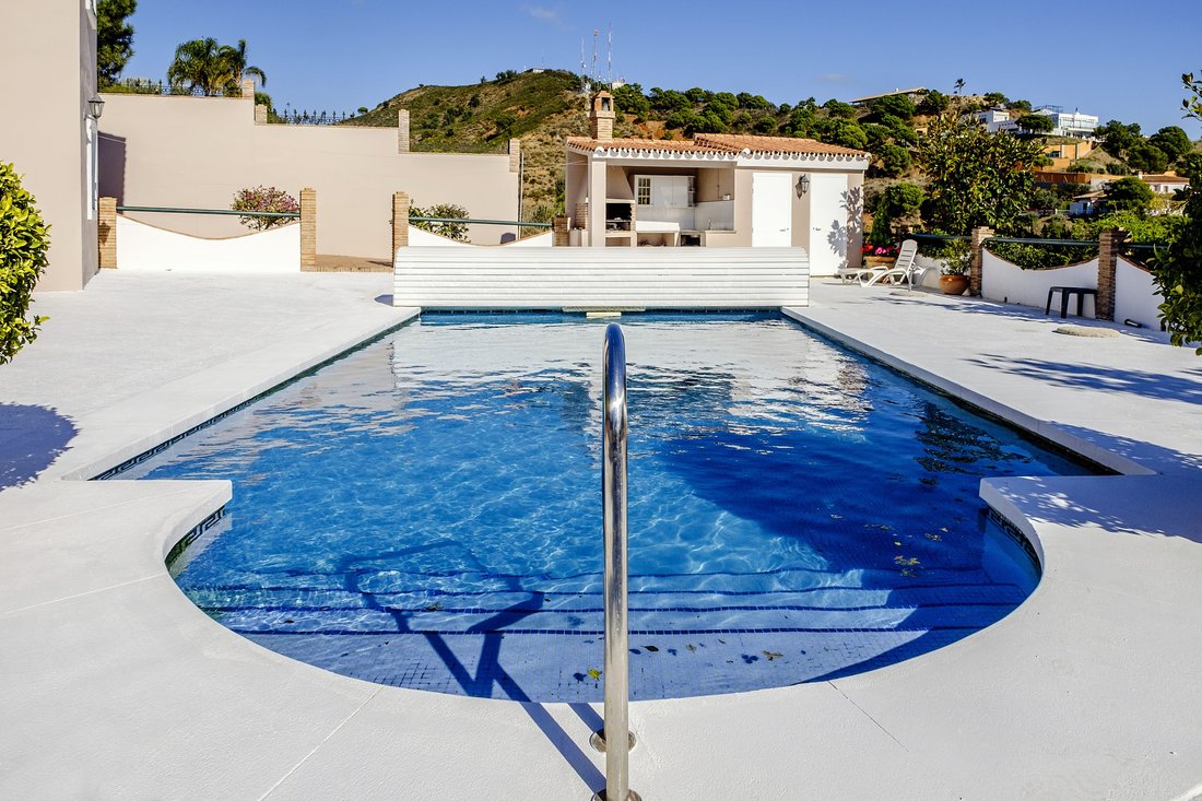 Villa in Estepona, Andalusien, Spanien 2 - 13979456