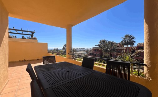 Apartment in Cancelada, Estepona, Andalusia 1