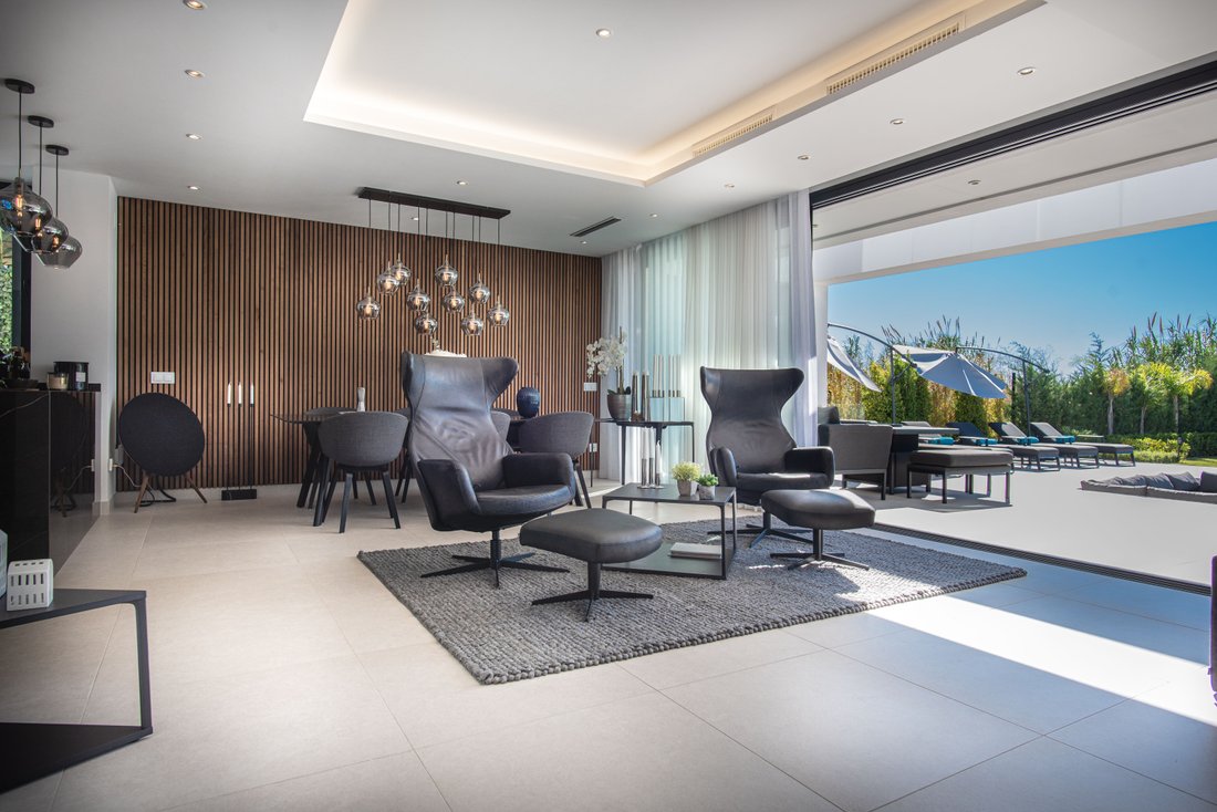 Villa in Estepona, Andalusia, Spain 4 - 13187616