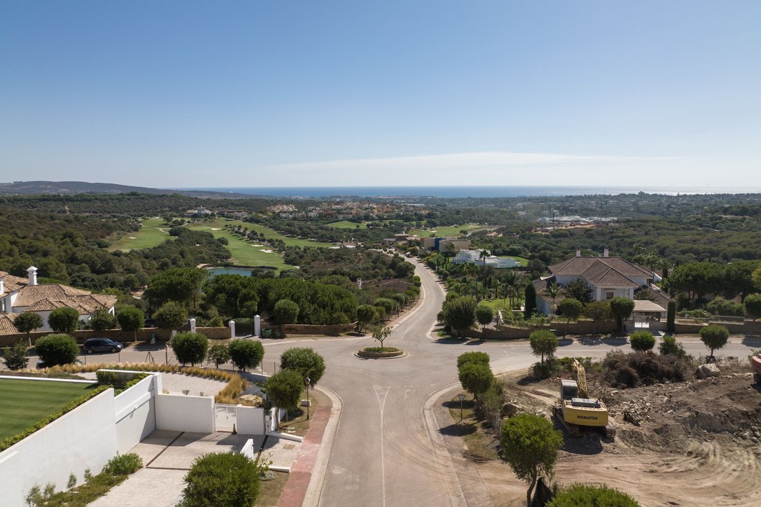 Land in Sotogrande, San Roque, Andalusia 2 - 13402975