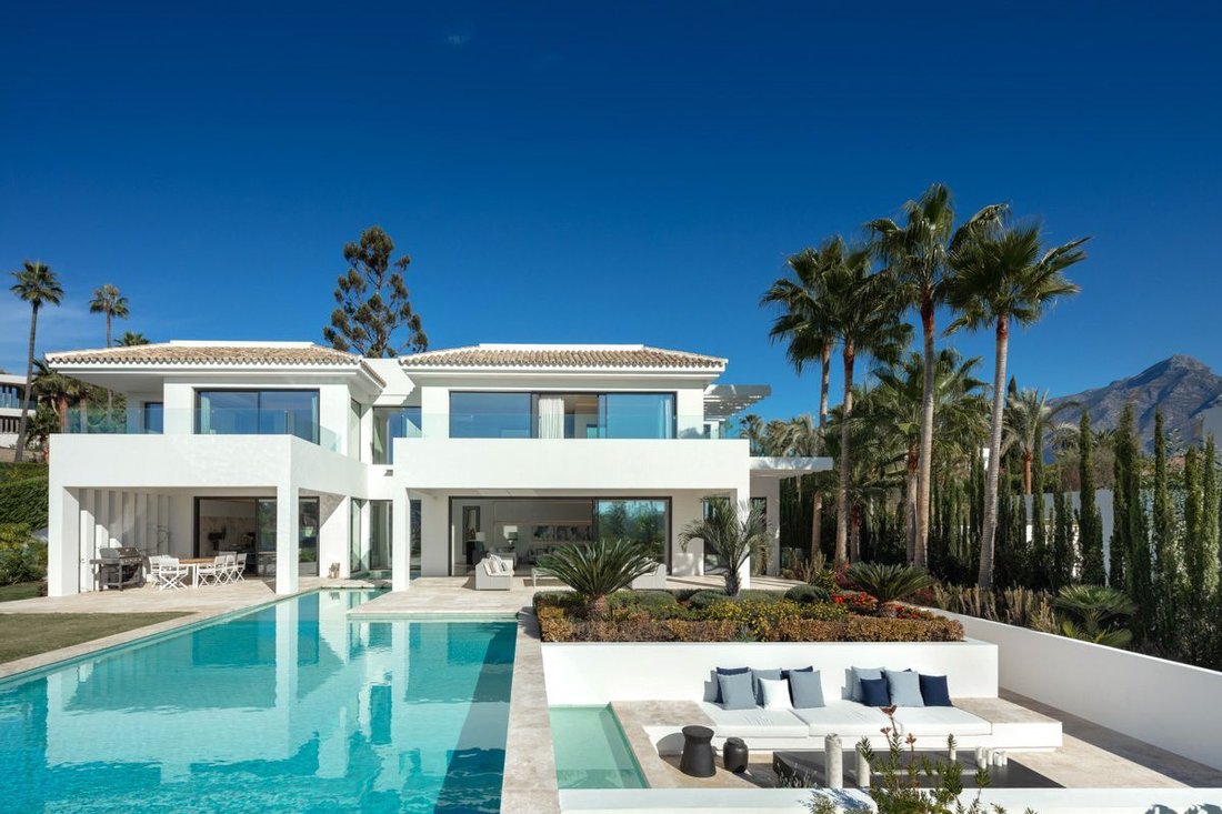 Villa in Nueva Andalucia, Marbella, Spain 2 - 12645967