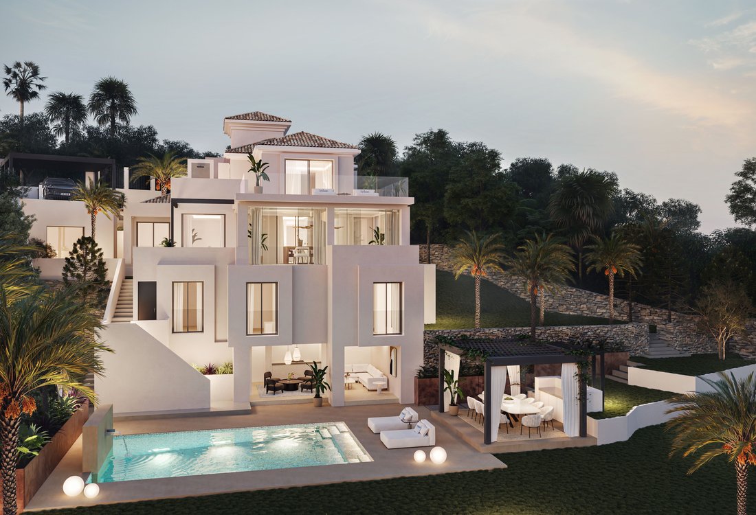 Villa in Nueva Andalucia, Marbella, Spain 2 - 12589941