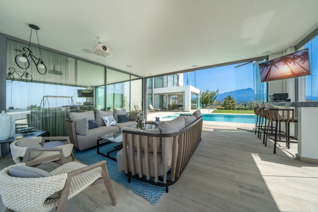 Villa in Benahavis, Andalusia, Spain 3 - 13090924