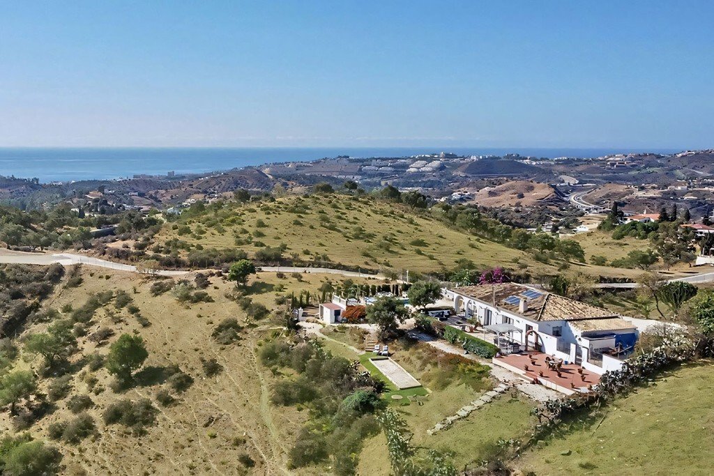 House in La Cala de Mijas, Mijas, Spain 1 - 14045156