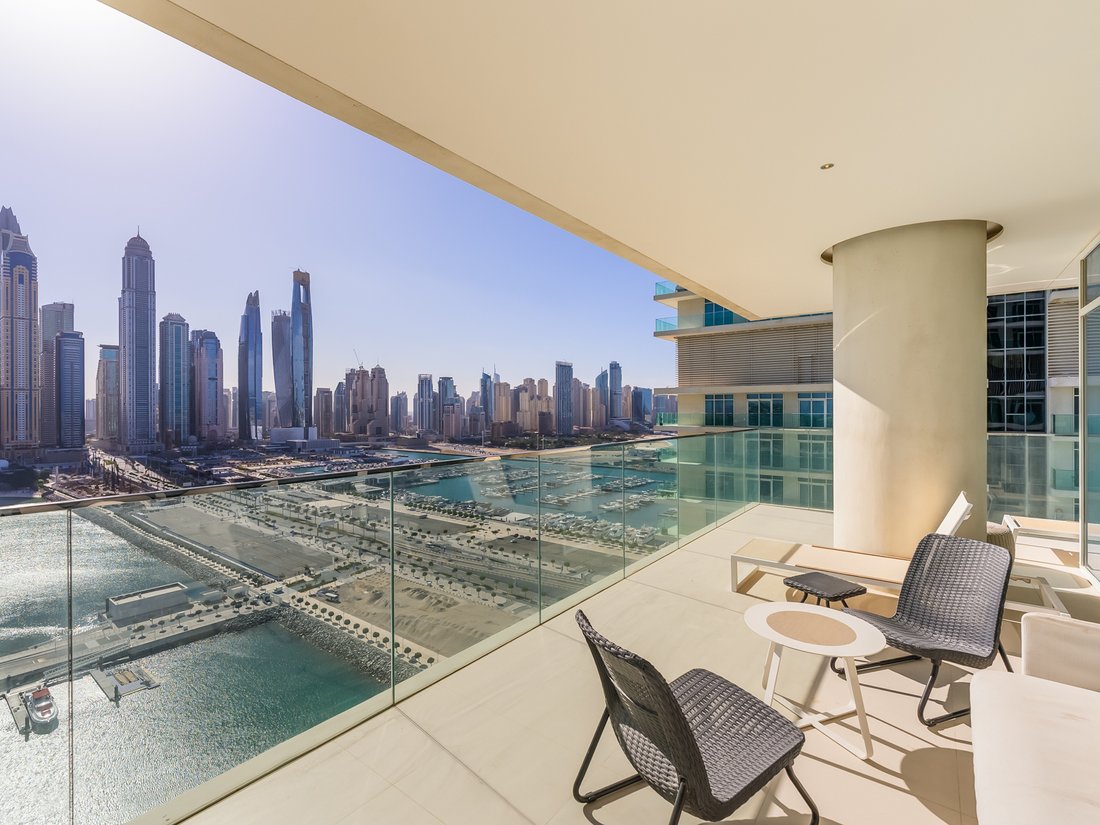 Apartment in Dubai Harbour, Dubai, United Arab Emirates 1 - 14046568