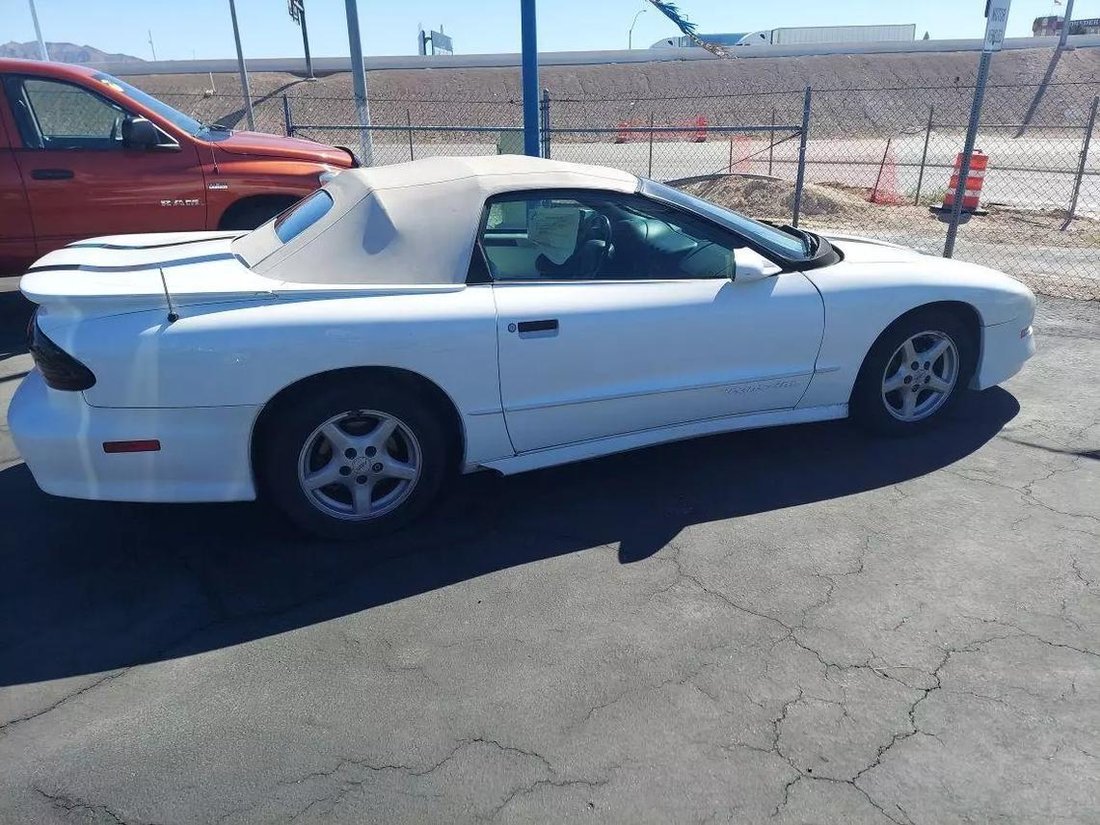 Cabriolet in Las Vegas, NV, United States 4 - 14047300