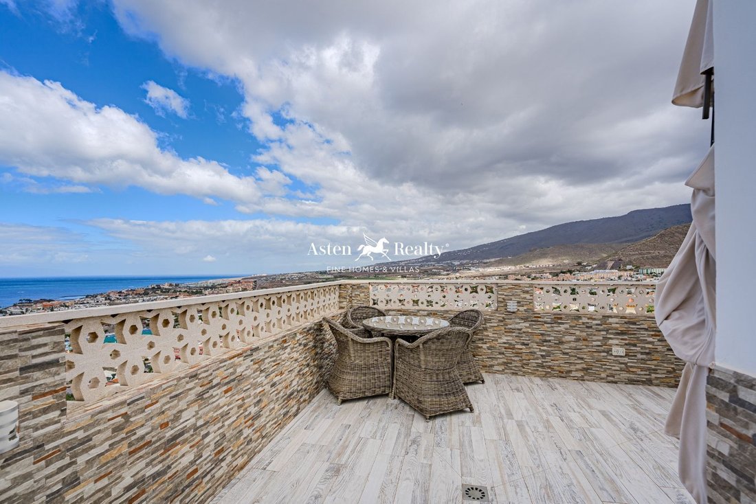 Bungalow in Costa Adeje, Adeje, Canary Islands 4 - 14047093