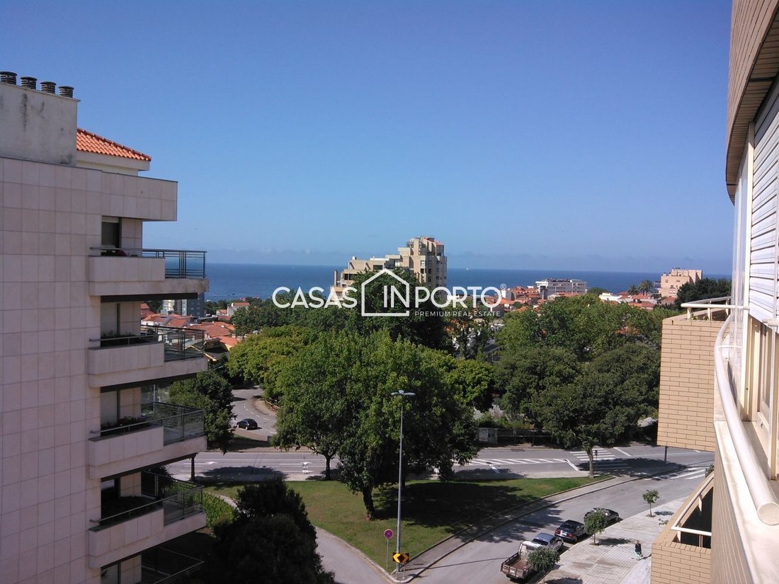 Apartment in Cedofeita, Santo Ildefonso, Se, Miragaia, Sao Nicolau e Vitoria, Porto District, Portugal 2 - 14045349