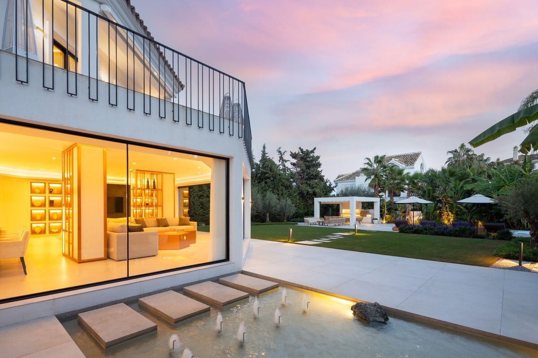 Villa in Puerto Banus, Marbella, Spain 3 - 14045640