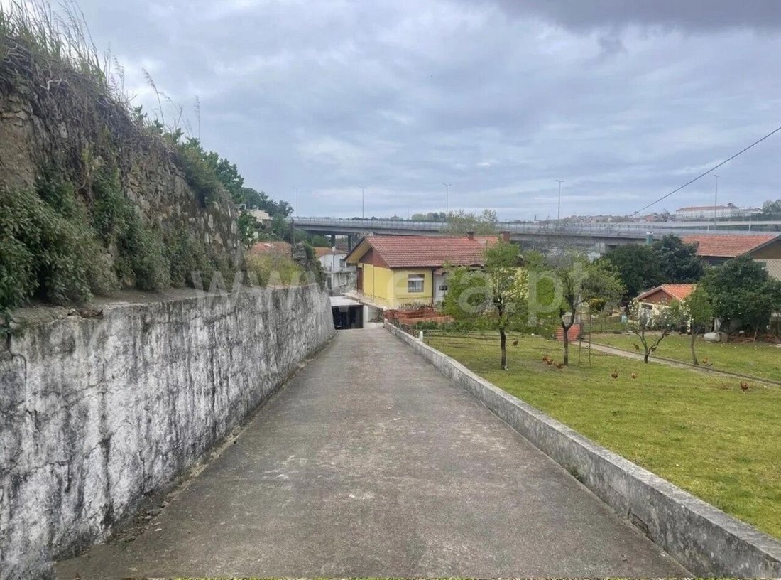 House in Oliveira do Douro, Porto District, Portugal 2 - 14046811
