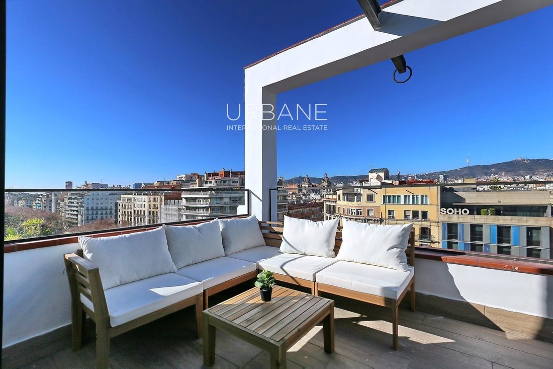 Penthouse in Eixample, Barcelona, Spain 1 - 14046071