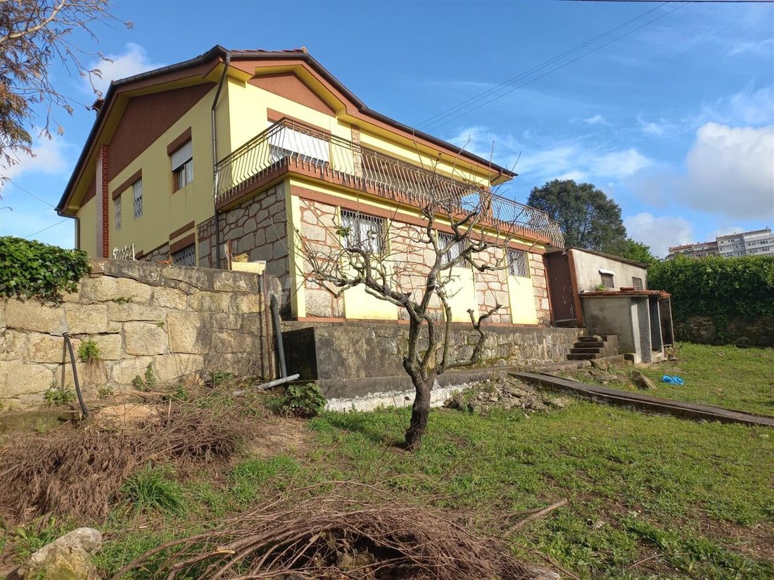 House in Oliveira do Douro, Porto District, Portugal 1 - 14046811