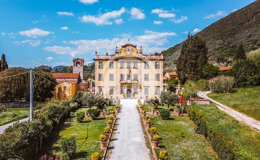 Villa in San Giuliano Terme, Tuscany, Italy 1