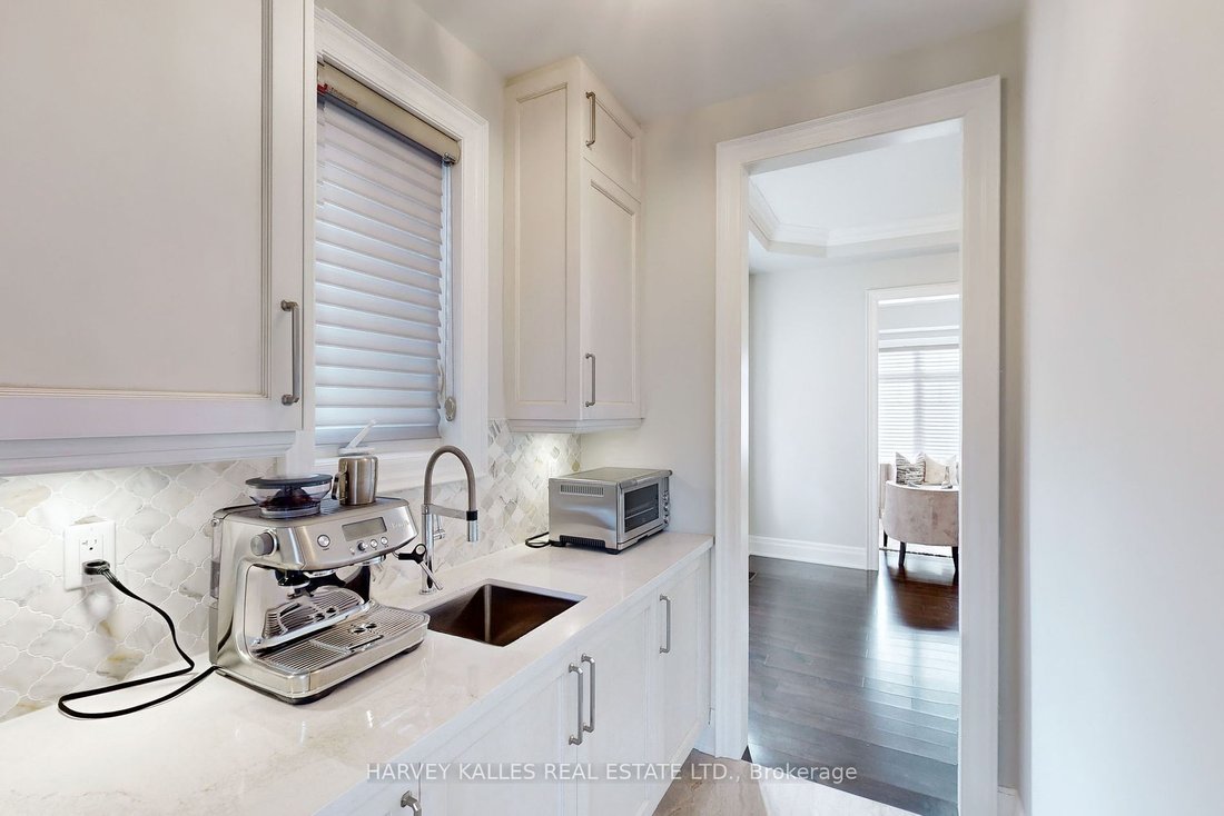 Luxury Custom Built Mansion By Treasure Hill In Gormley, Ontario