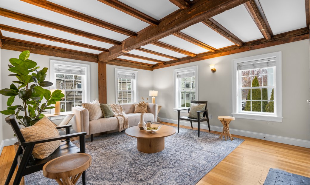 10 Swan Street Arlington Ma 02476 In Arlington Massachusetts