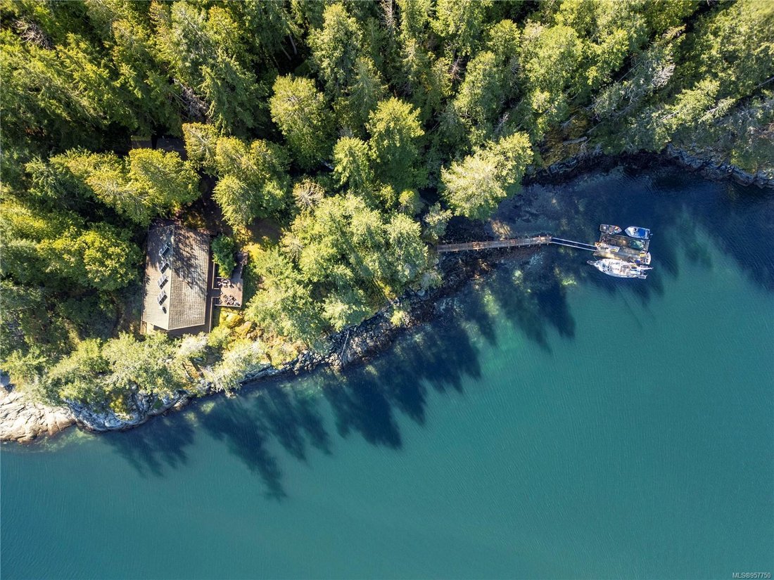Magnificent Waterfront Estate Over 14 In Whaletown, British Columbia