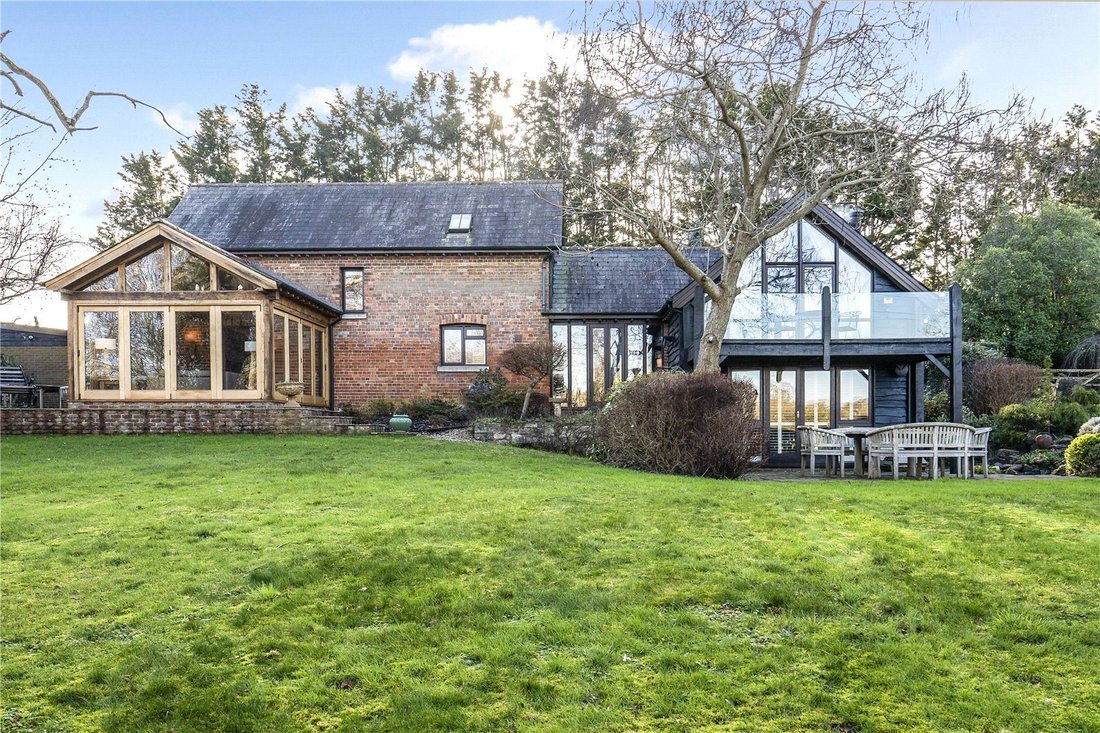 House in Throop, Bournemouth, England 5 - 14057663