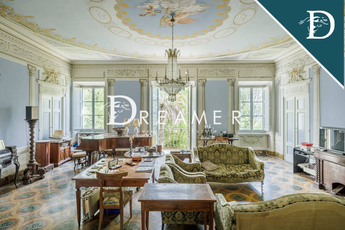 Villa in Pieve di Brancoli, Lucca, Tuscany 2 - 14058502
