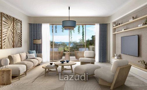 Apartment in Choeng Thale, Phuket, Thailand 1