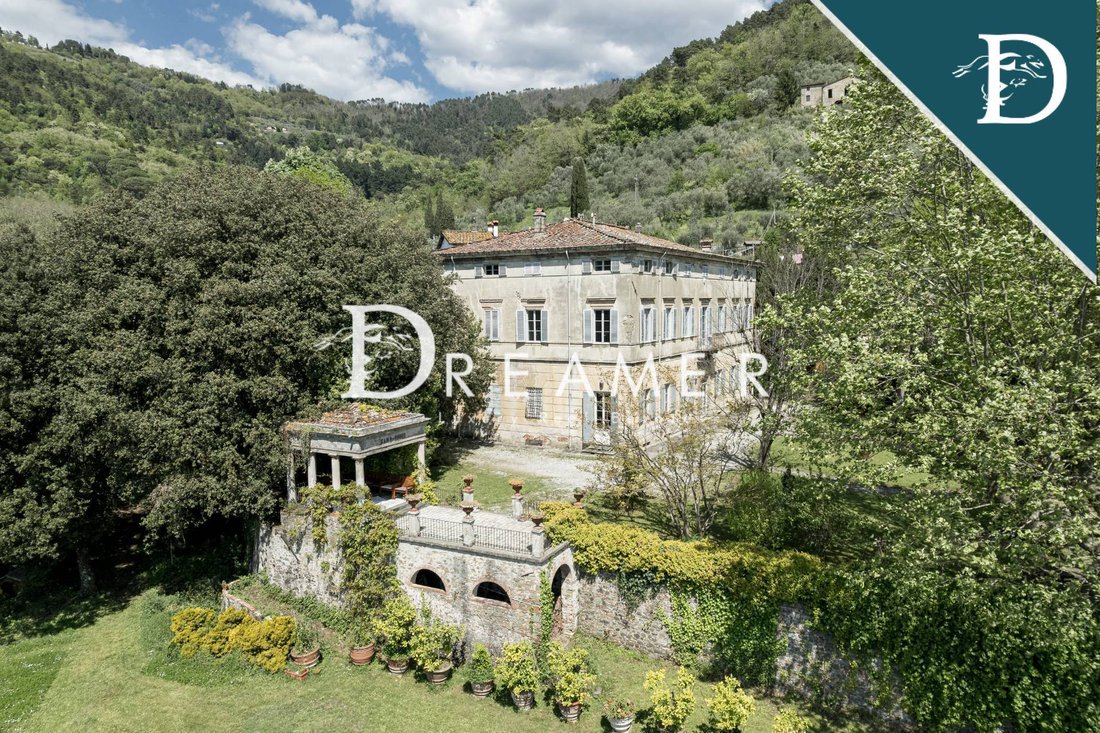 Villa in Pieve di Brancoli, Lucca, Tuscany 1 - 14058502
