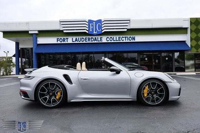 Cabriolet in Pompano Beach, FL, United States 2 - 14056544