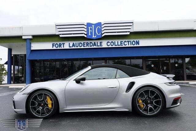 Cabriolet in Pompano Beach, FL, United States 3 - 14056544