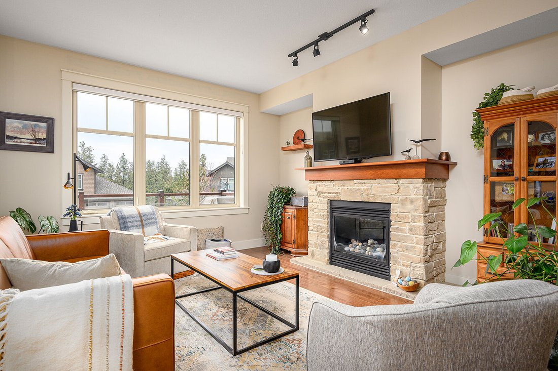 Townhouse in Vernon, British Columbia, Canada 1 - 14055875