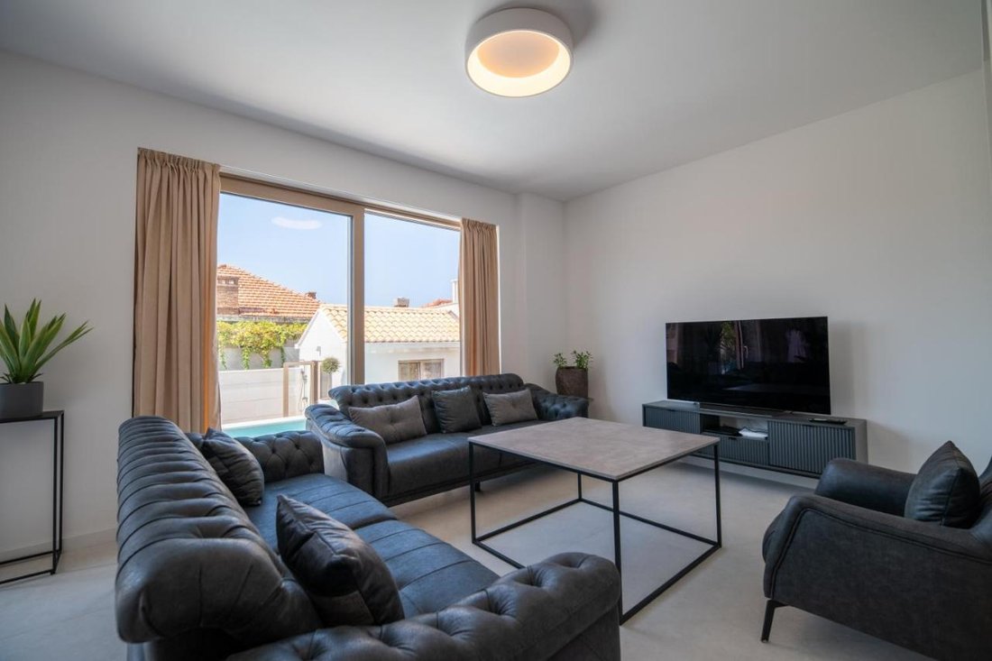 Villa in Gradski kotar Gruz, Grad Dubrovnik, Dubrovnik-Neretva County 3 - 12939063