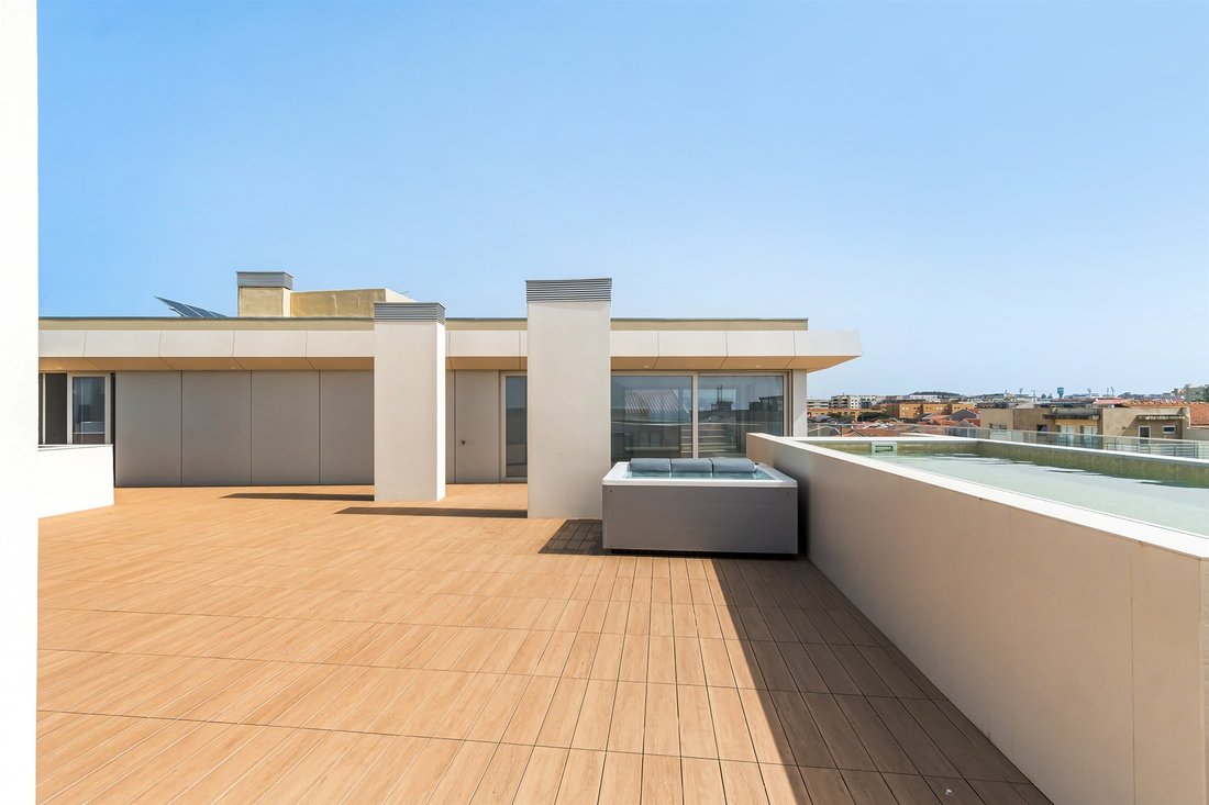 Apartment in Fornelo e Vairao, Porto District, Portugal 3 - 14065862