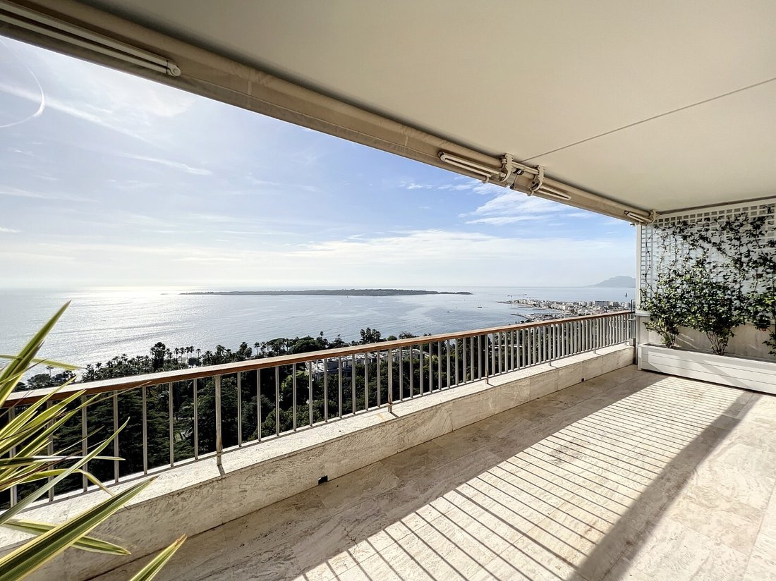 Panoramic Sea View Apartment, In Cannes, Provence Alpes Côte D'azur 