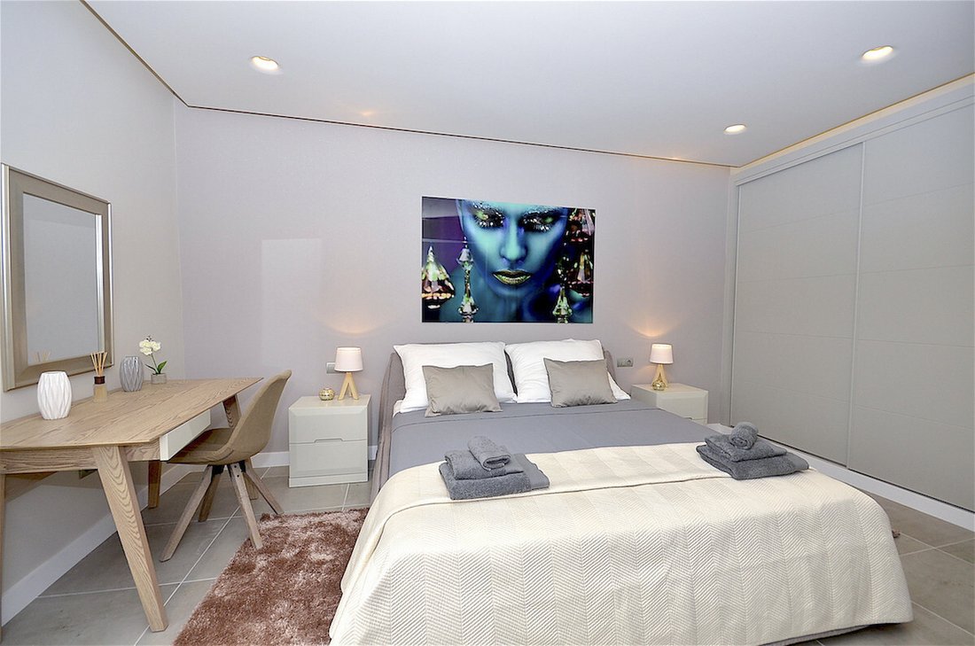 Apartment in Puerto Banus, Marbella, Spain 5 - 14067274