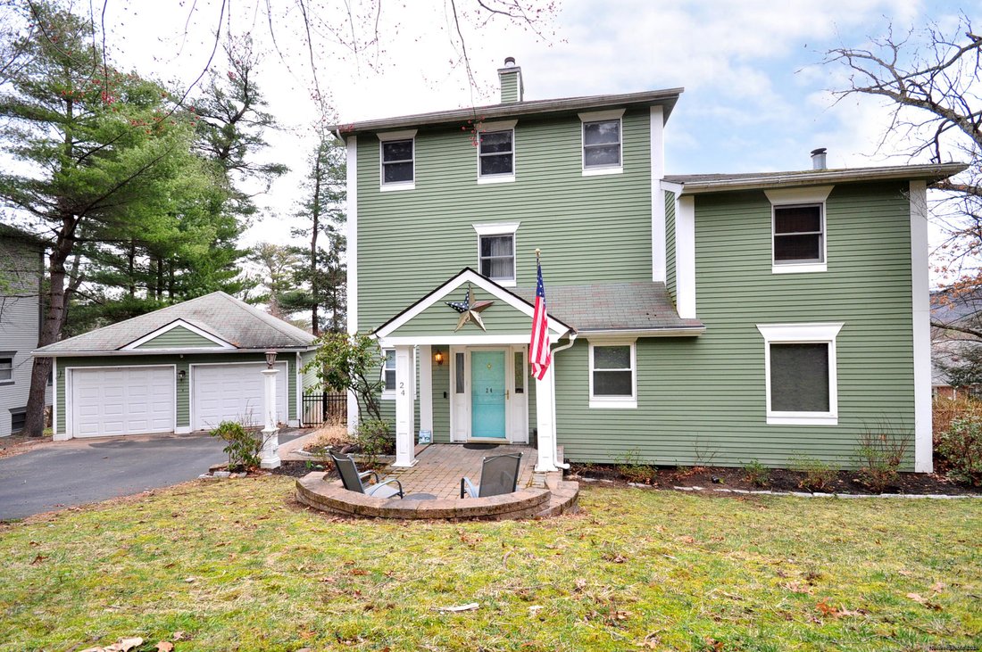 24 Oxford Court Simsbury Ct 06070 In Simsbury Connecticut United