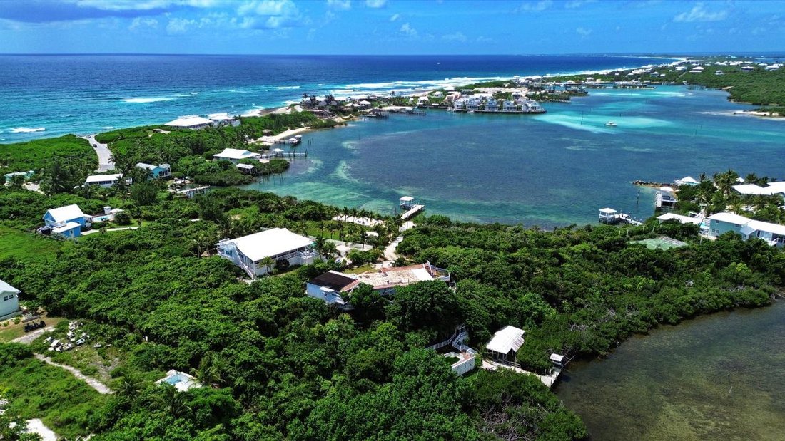 Land in Elbow Cay/Hope Town, Bahamas 1 - 14071128