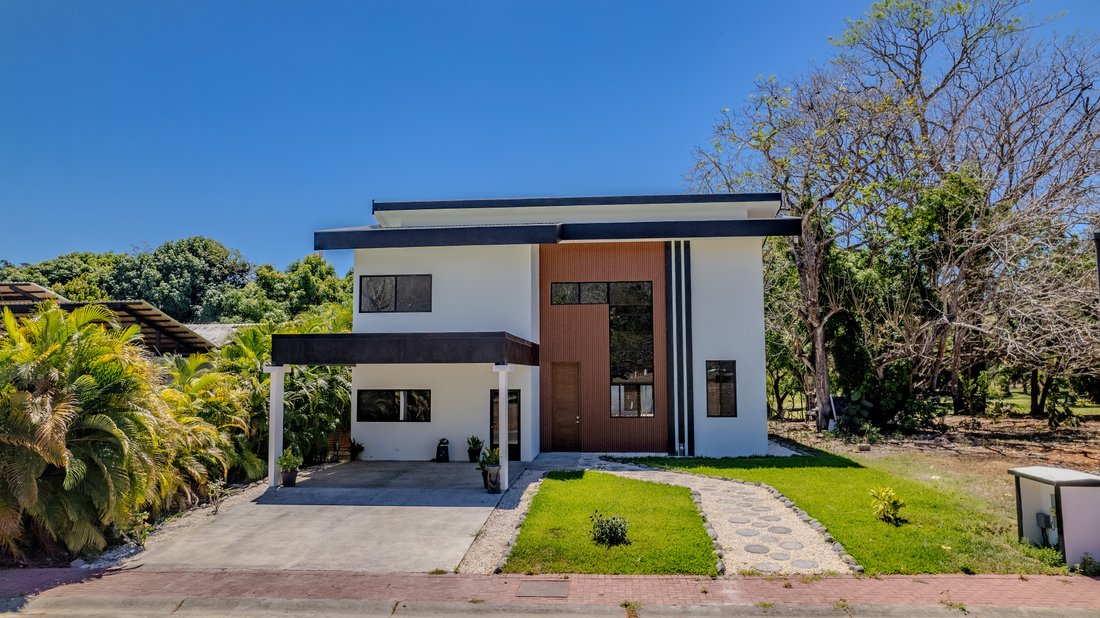 Villa in Tambor Beach, Puntarenas Province, Costa Rica 1 - 14069452