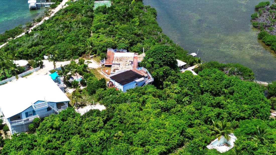 Land in Elbow Cay/Hope Town, Bahamas 4 - 14071128